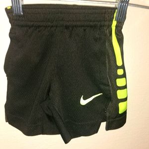 2T Nike shorts Lime Green on Blk